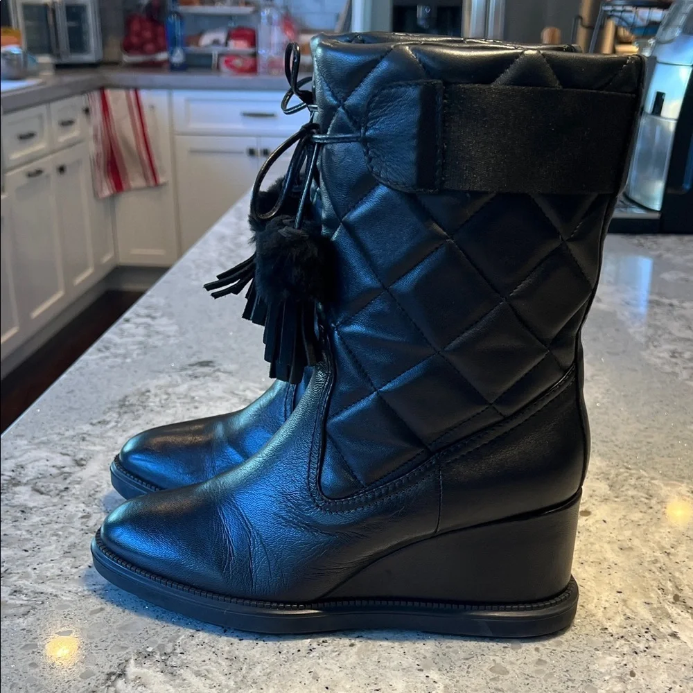 NEW Aquatalia Caliana Waterproof Quilted Leather Wedge Boots Size 9